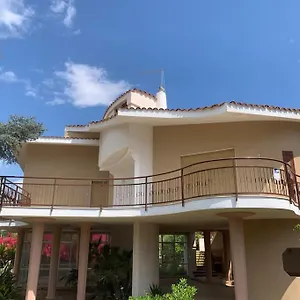  Villa Marika